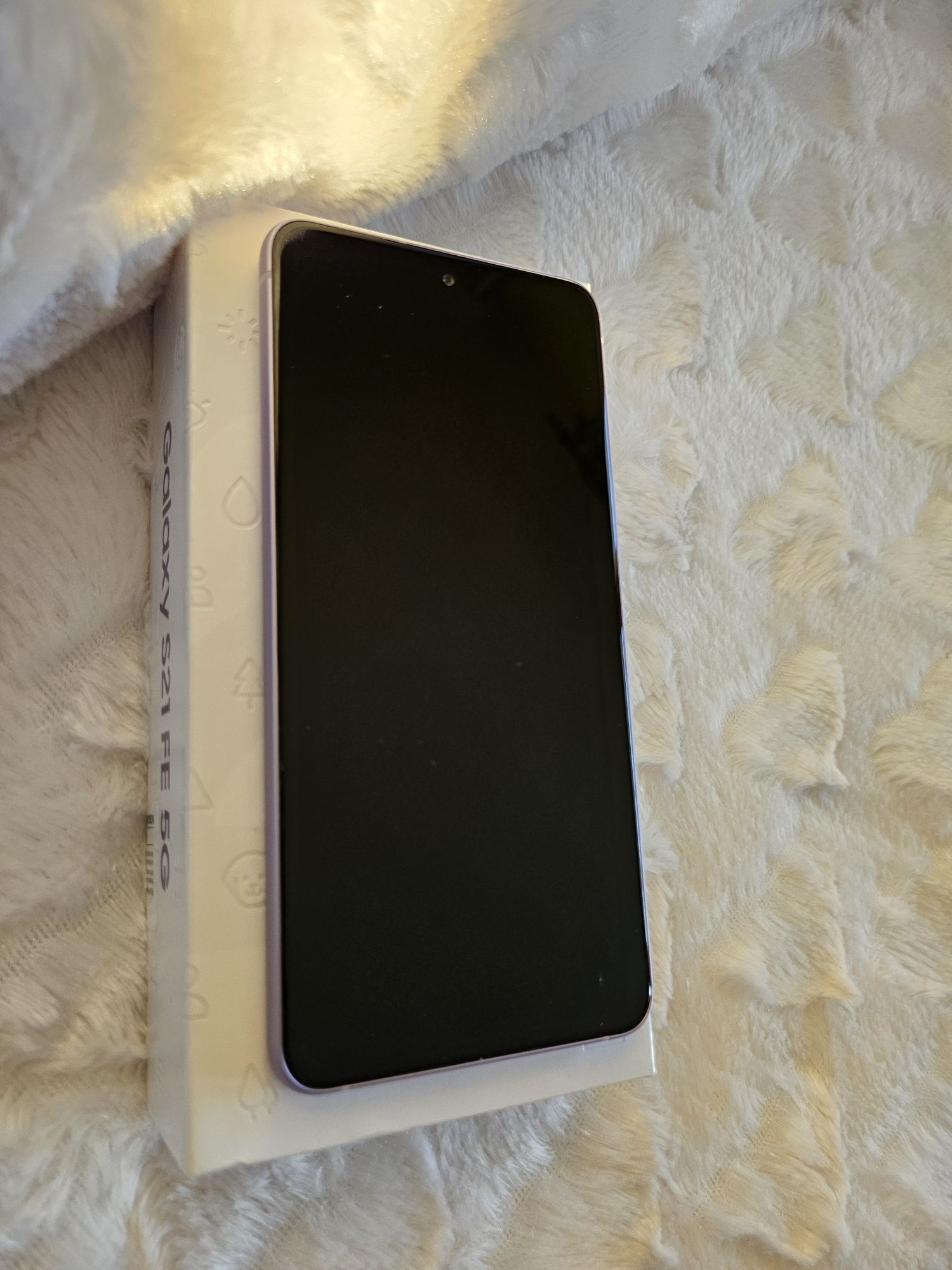Sprzedam Śliczny jak Nowy Samsung s 21 FE. GWARANCJA