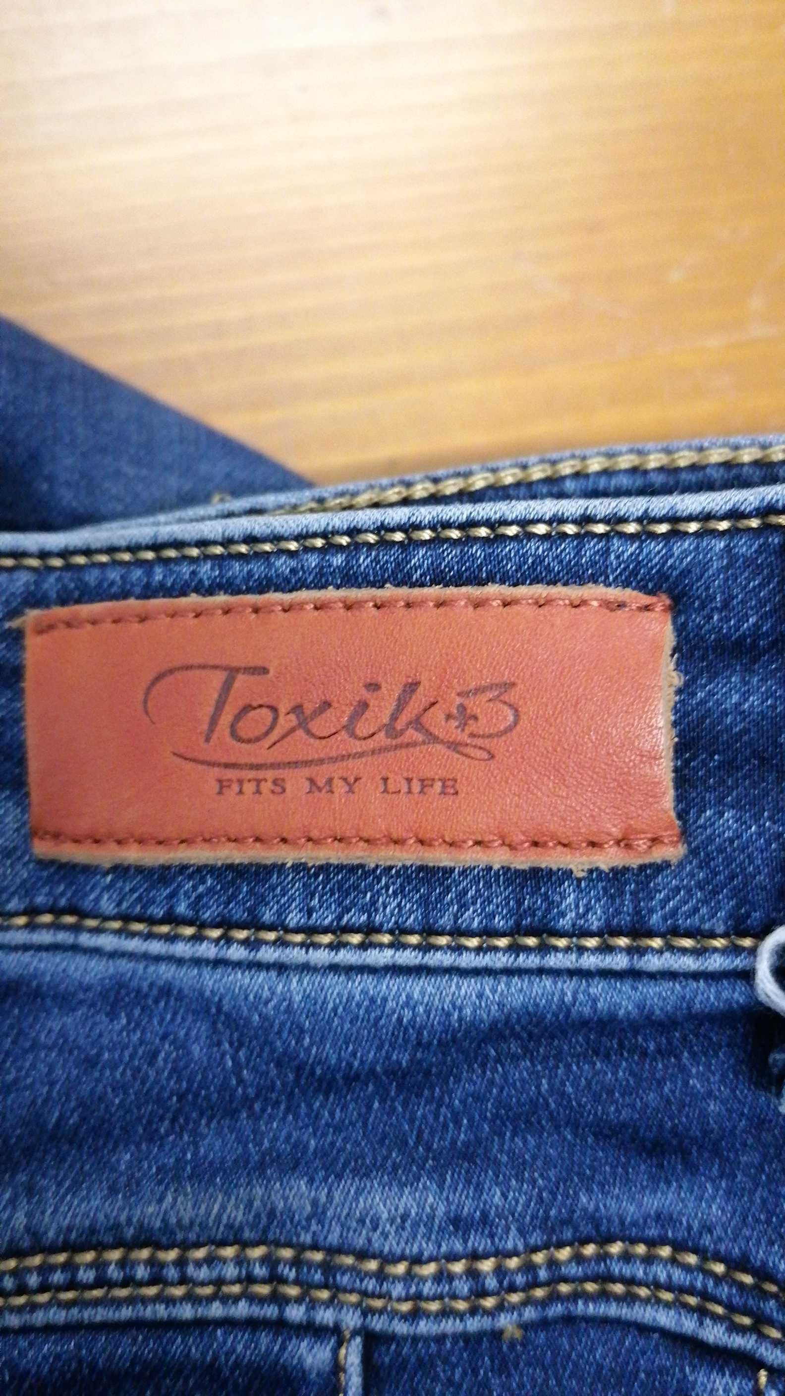 D/198  Spodnie damskie jeans Toxik+3  r. L