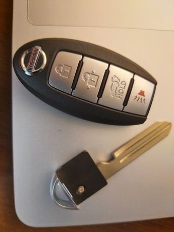 Смарт ключ Nissan