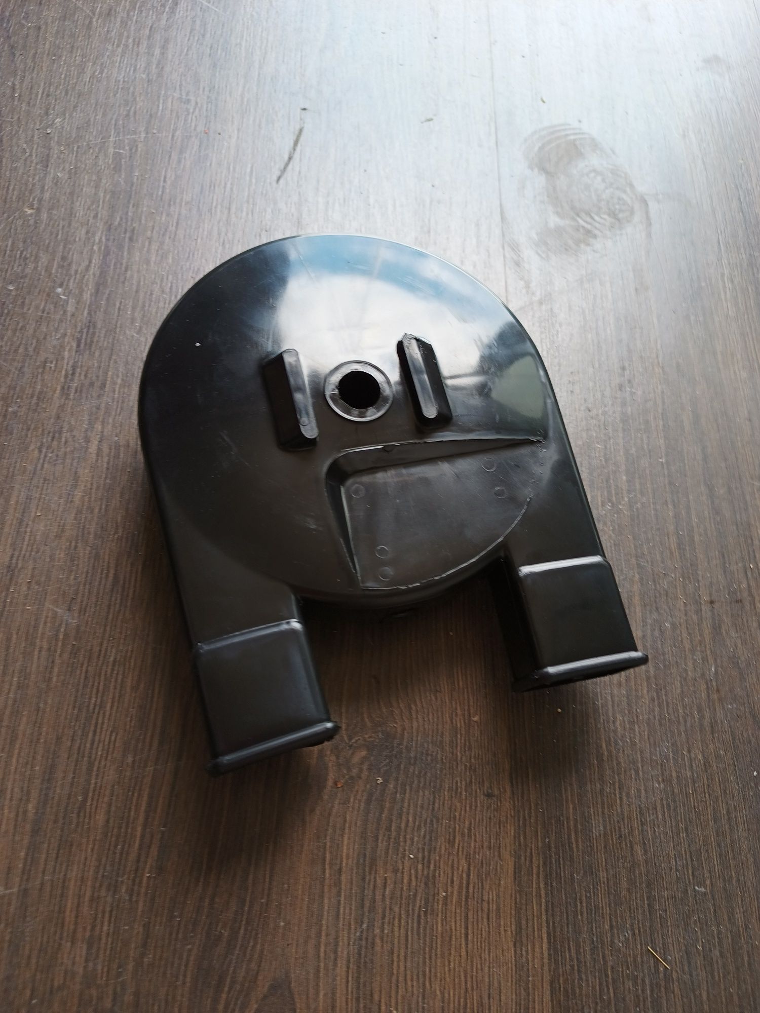 Nowa osłona łańcucha zębatki tył Simson S51