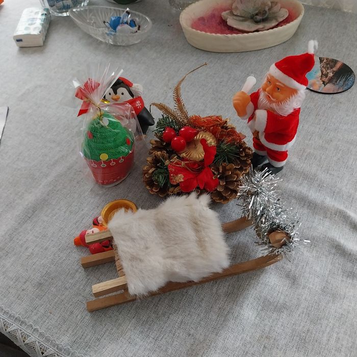 Różne dekoracje świąteczne