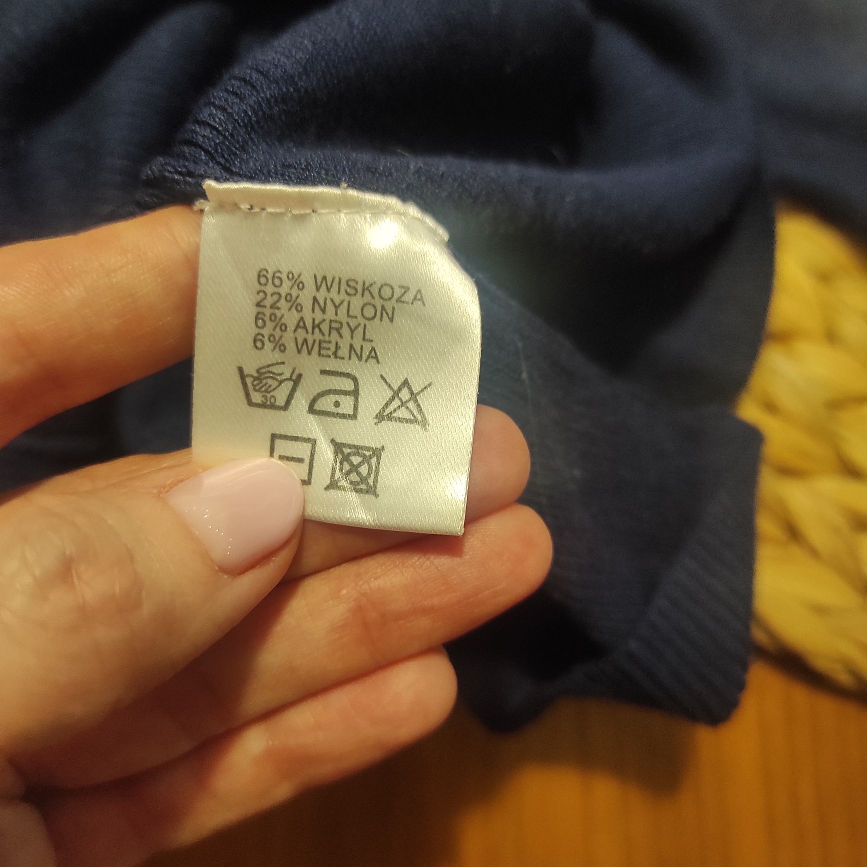Sweter z wełną Solar S