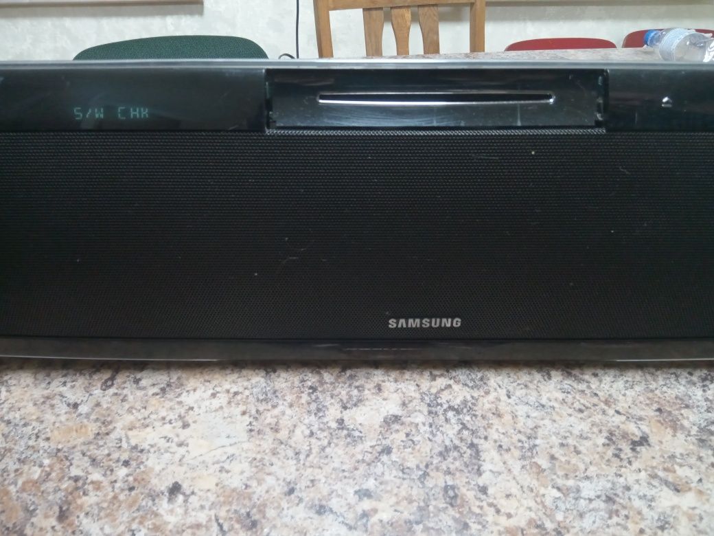 Саундбар Samsung HT-X810R