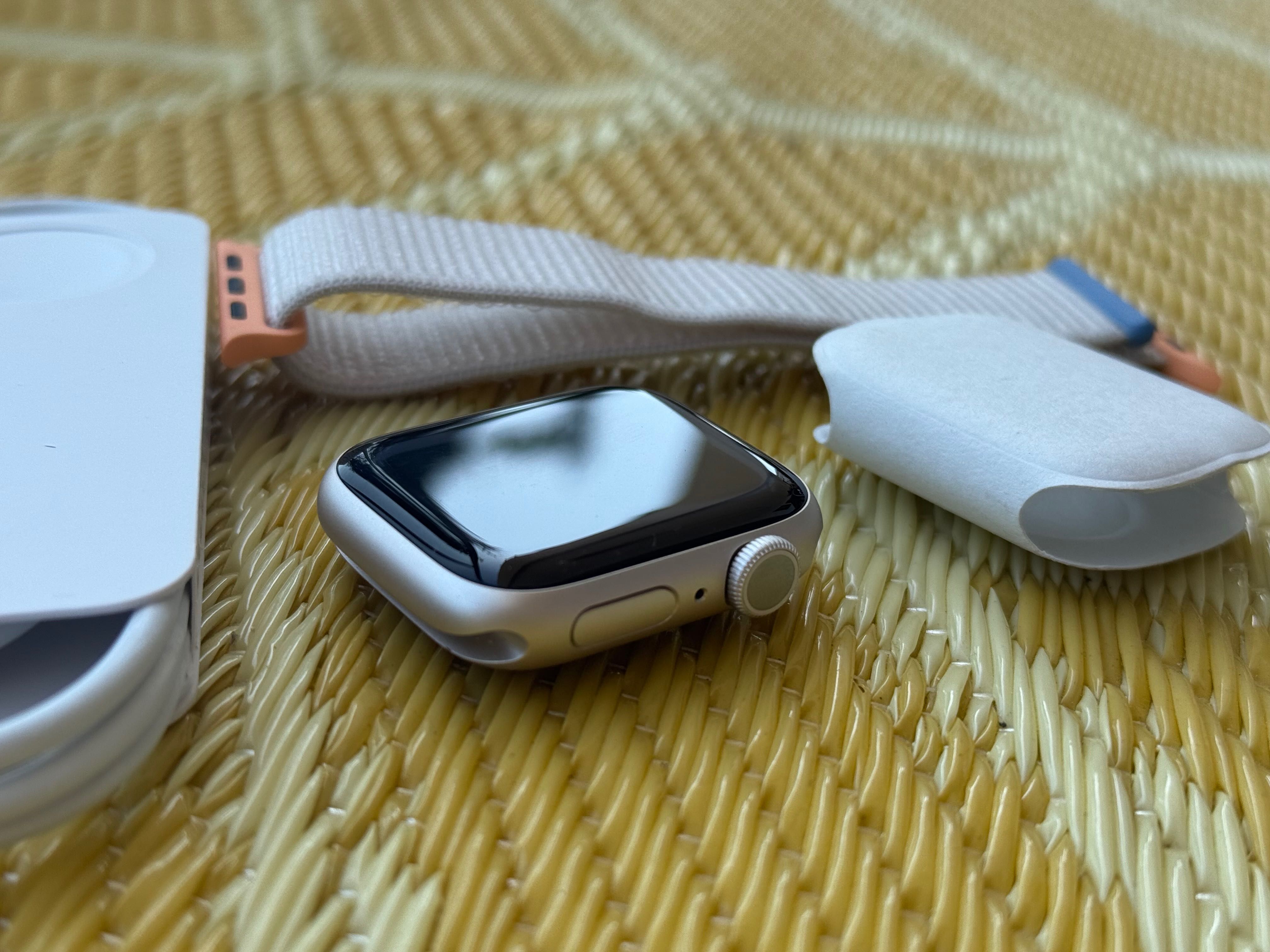 Apple Watch Series 9 GPS Starlight 41 mm – nowy, nieaktywowany