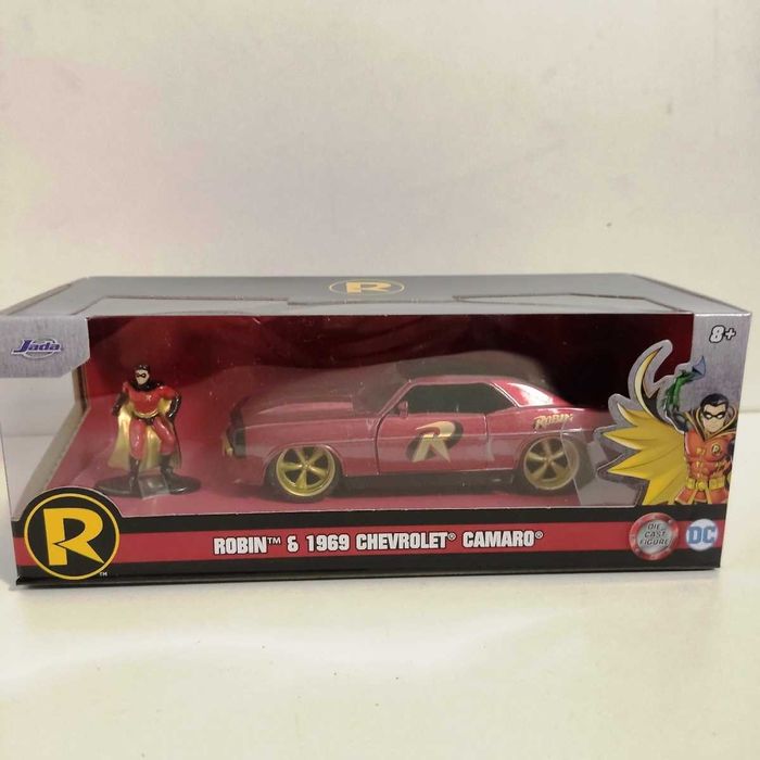 Chevrolet Camaro 1969 1:32 com figura Robin Jada Toys Novo em caixa