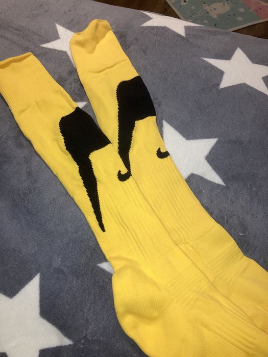 Nadkolanówki getry piłkarskie siatkarskie nike żółte czarne żółto