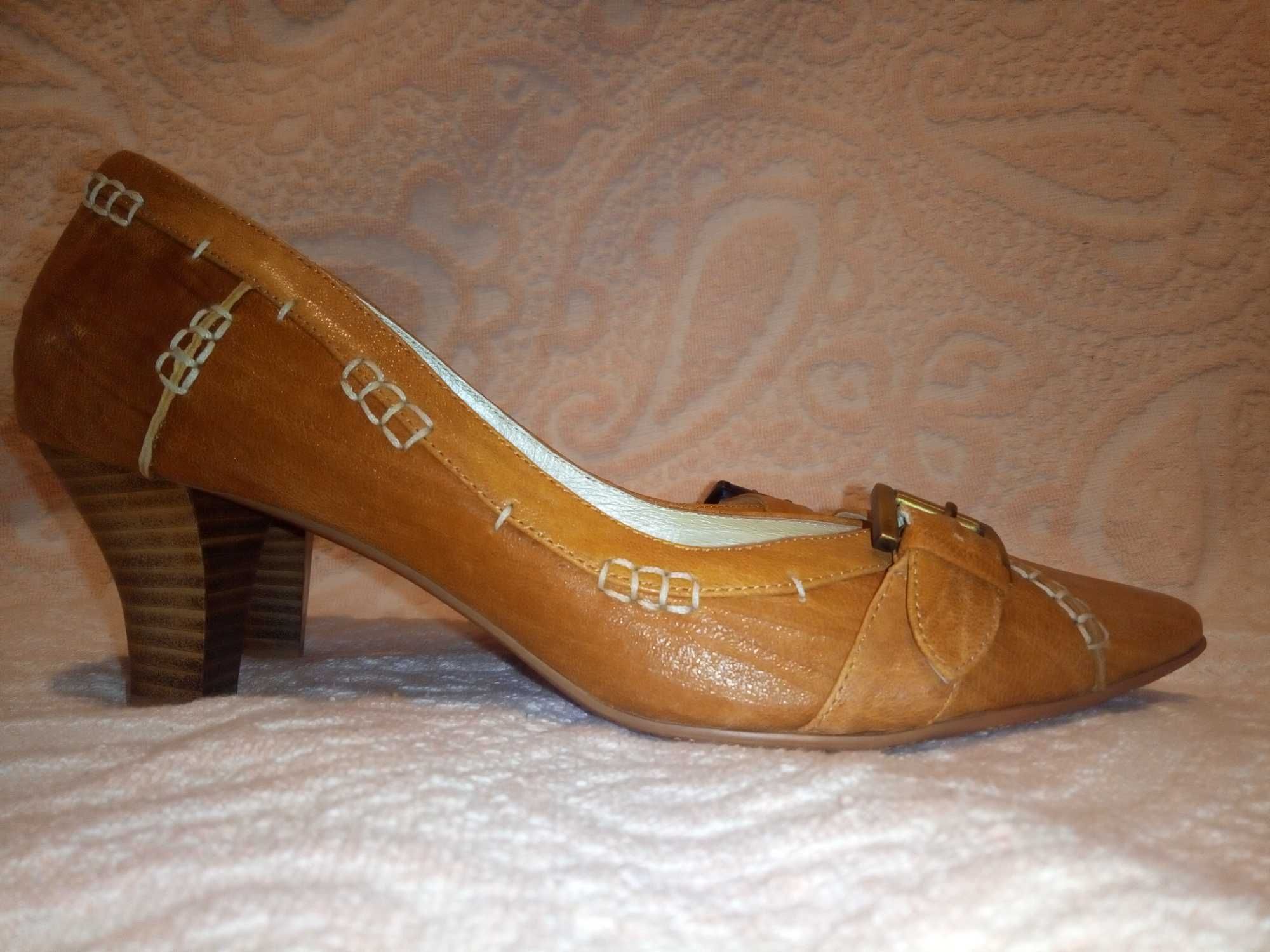 Туфли женские Safyan 40 размер