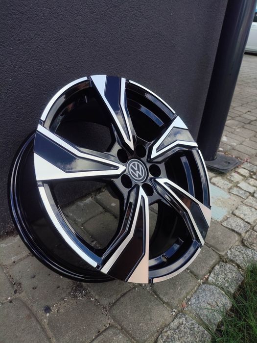 Fabrycznie nowe alufelgi felgi 17 5x100 Seat VW taigo Tiguan T-Roc