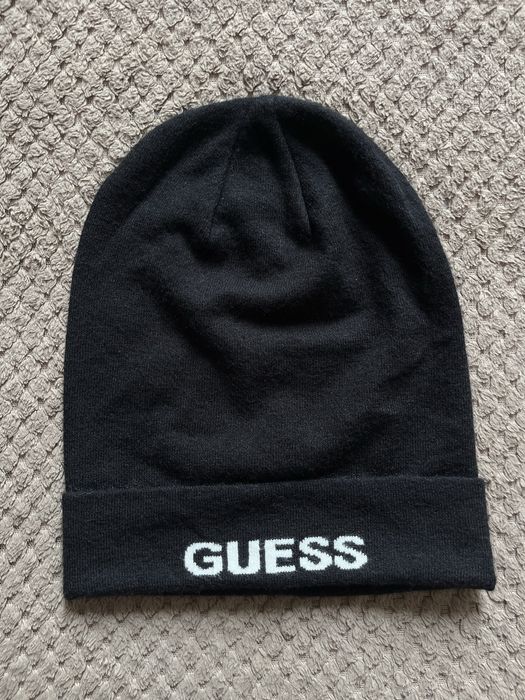 Шапка Guess Оригінал розмір L.