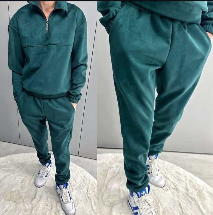 Чоловічий костюм розмір XL.