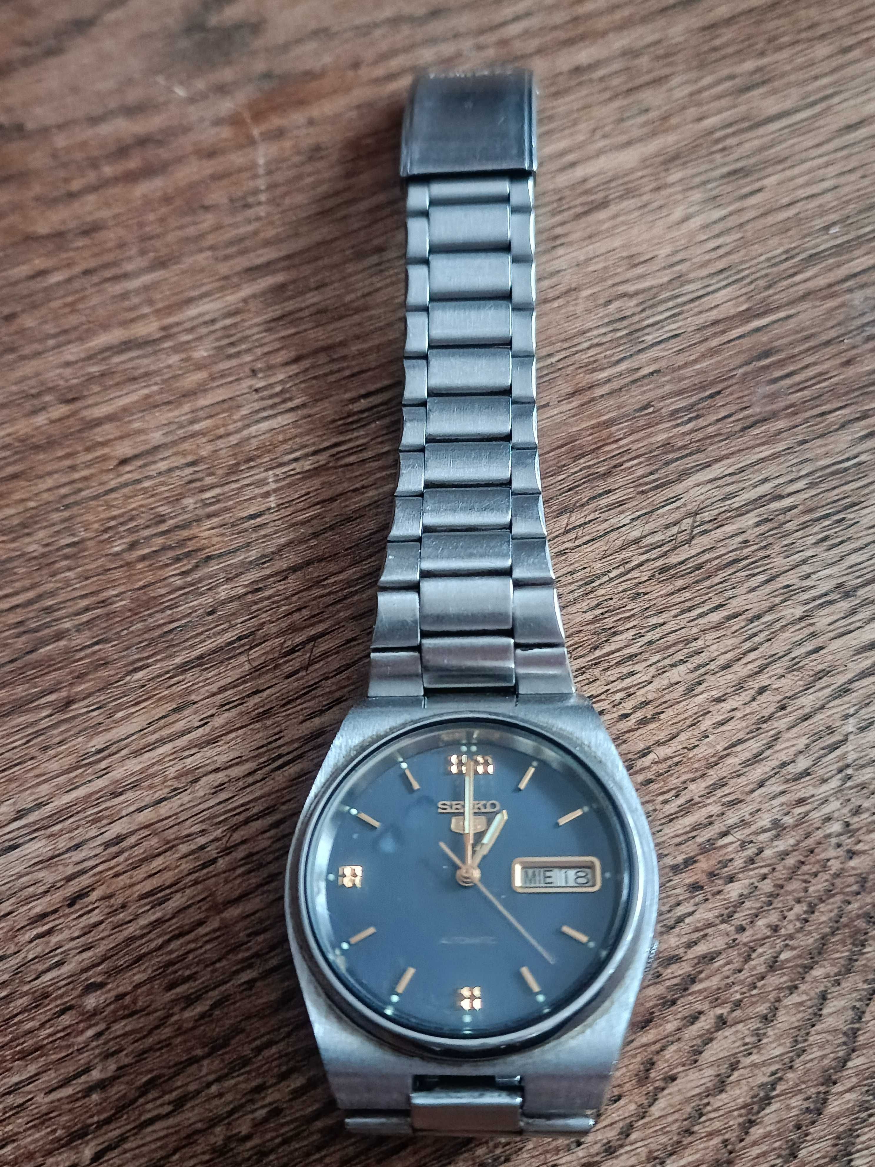 Sprzedam piękny męski zegarek Seiko 5 dual data na bransolecie