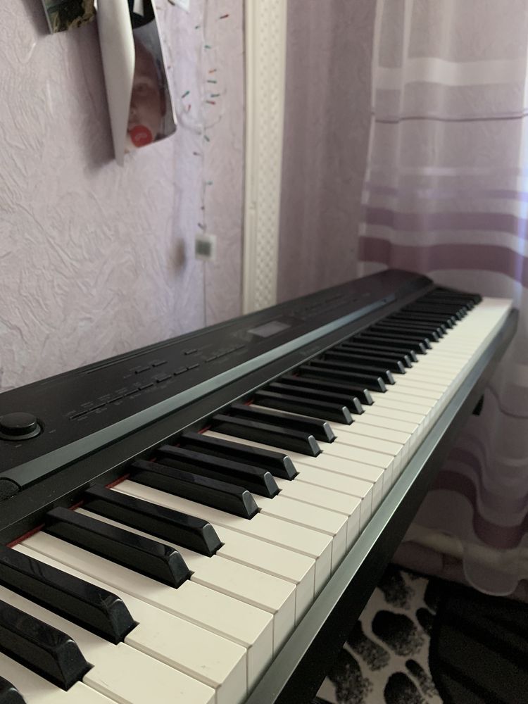 Цифрове піаніно Casio Privia PX-330