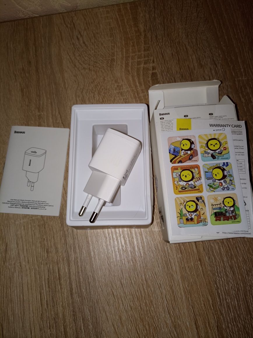 Зарядний пристрій Baseus 20w GaN 5 Pro. Швидка зарядка