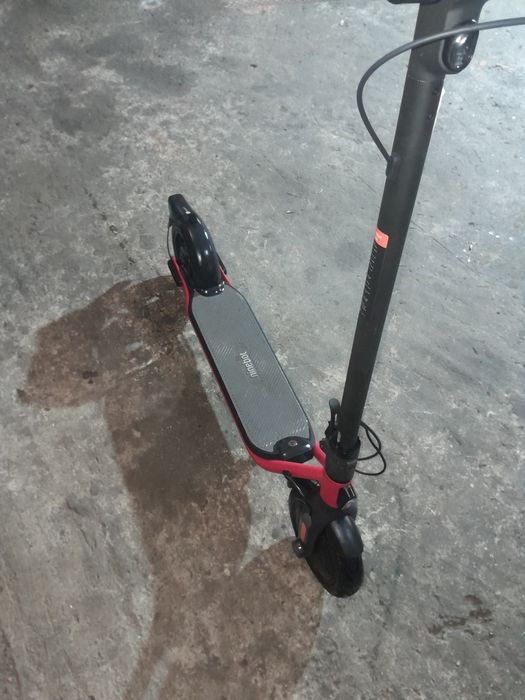 Електросамокат ninebot