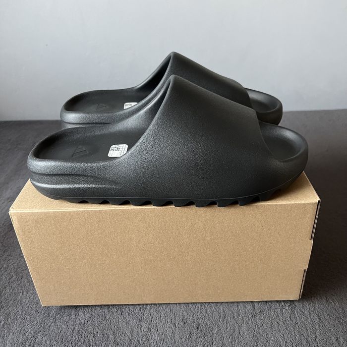 Yeezy Slide Onyx - rozmiar 44,5 i rownież 42-46