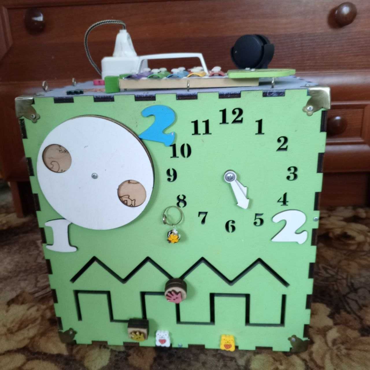 Бизикуб 30*30*30  Дитячий куб.