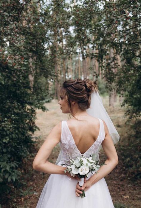 Весільна сукня (ручної роботи)