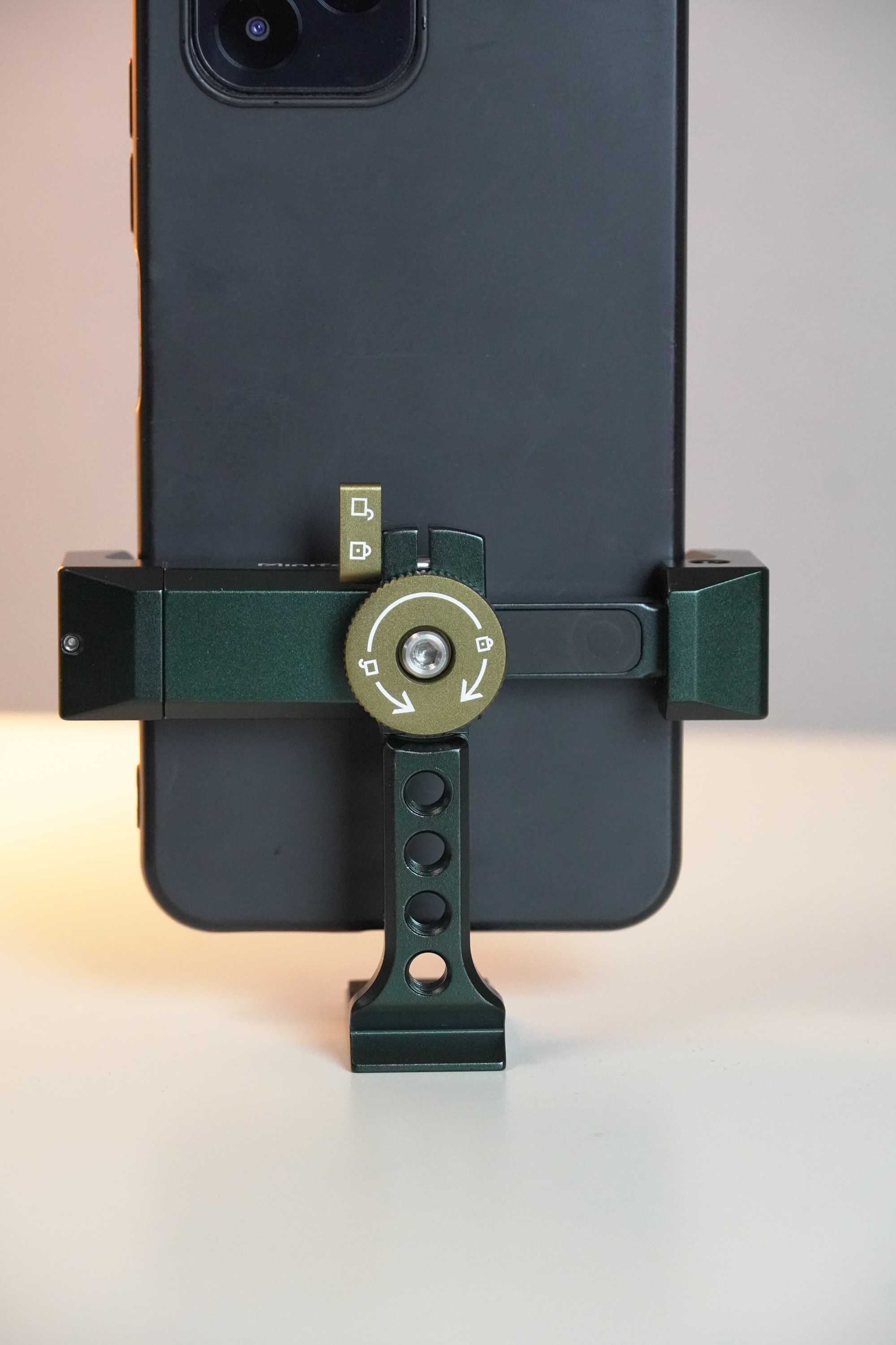 Металевий тримач Minifocus для смартфона для зйомки на штатив