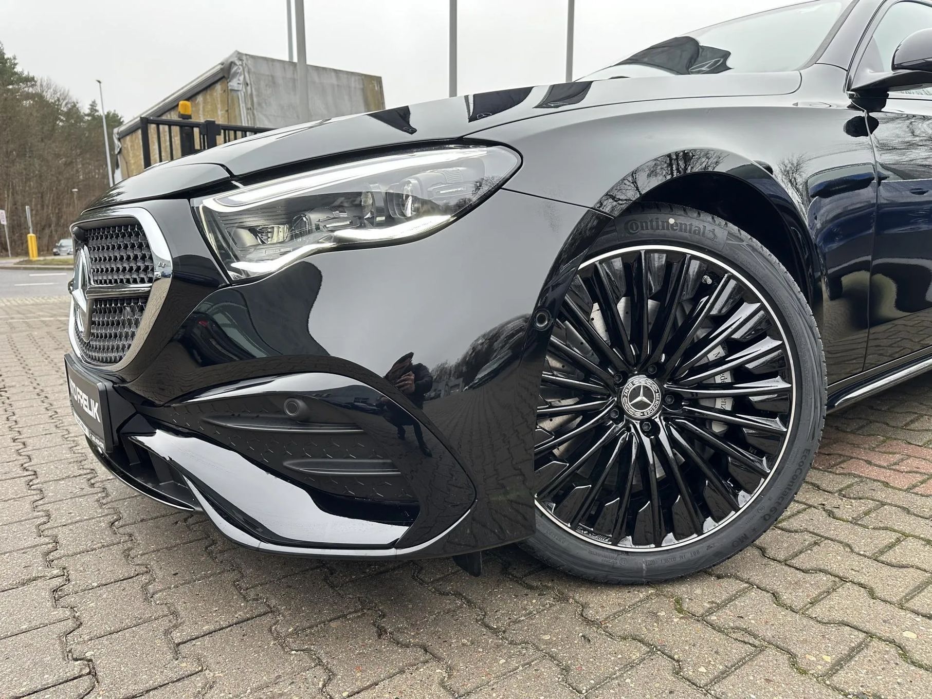 Mercedes-Benz Klasa E E 220d 4Matic AMG Night Advanced Plus, Burmester 4D, Domykanie drzwi