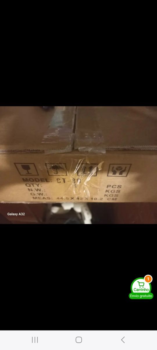Vendo mesa nova em caixa