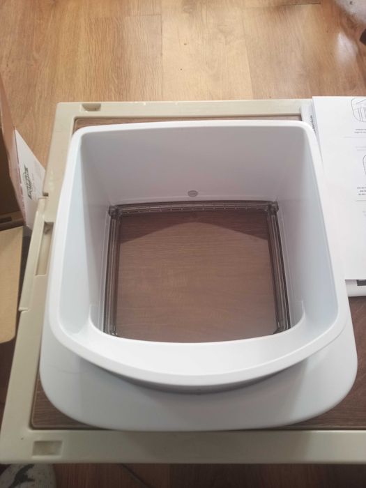 Drzwiczki magnetyczne dla kota