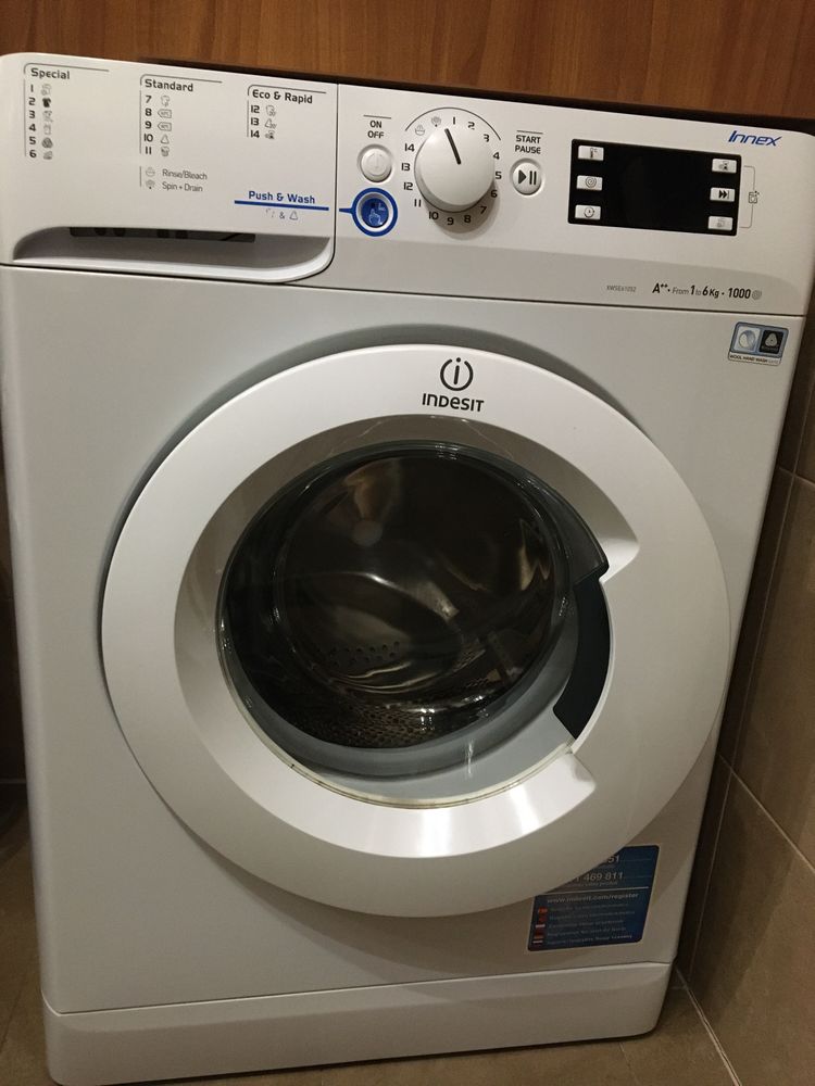 Pralka Indesit XWSE61052 uszkodzona