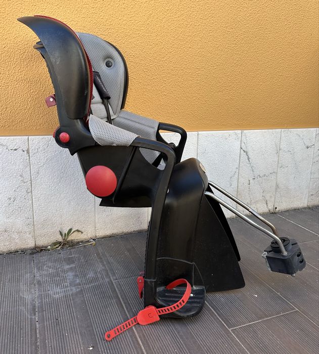 Cadeira Romer porta-criança bicicleta