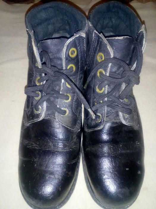 ботинки  сапоги чоботи черевики Туфли чоловічі кожа 43 44