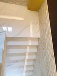 Schody z białego marmuru 100x30 WYSOKI POŁYSK