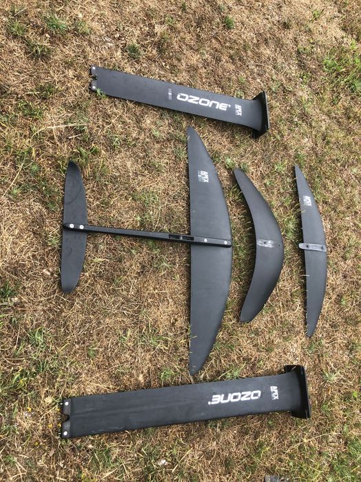 Foil Ozone e Prancha Starboard