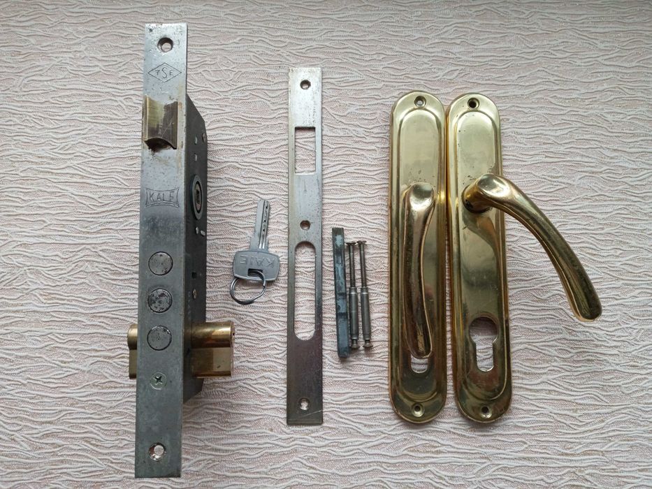 Ручки Замок Петли Защелки Вешалки