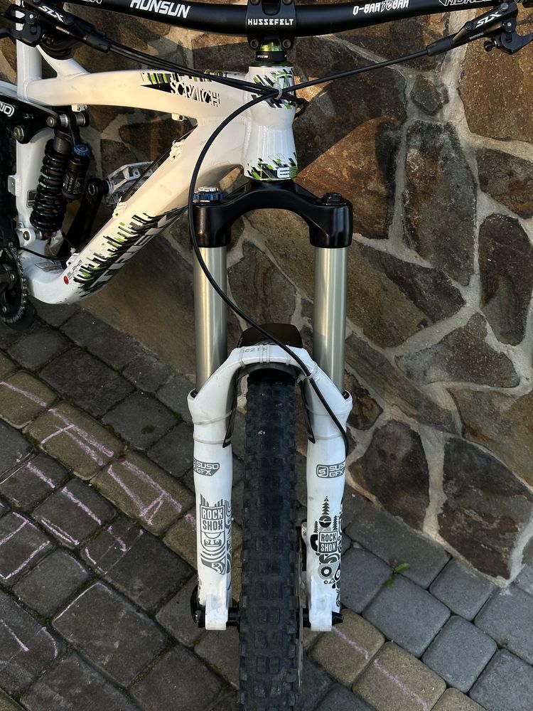 Двухподвес trek scratch 7 180/180mm