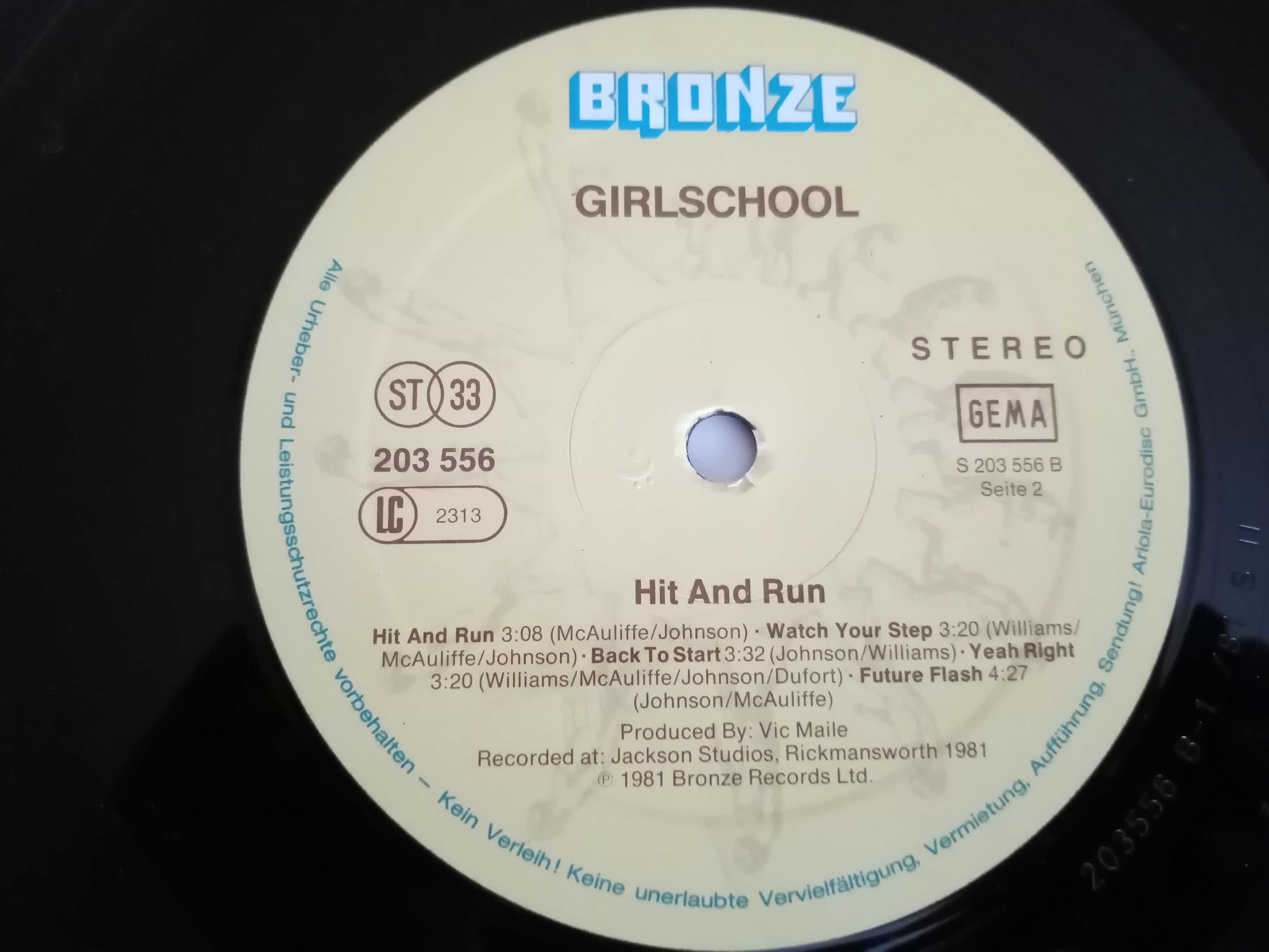 Girlschool  Hit And Run  LP  WINYL  EX
