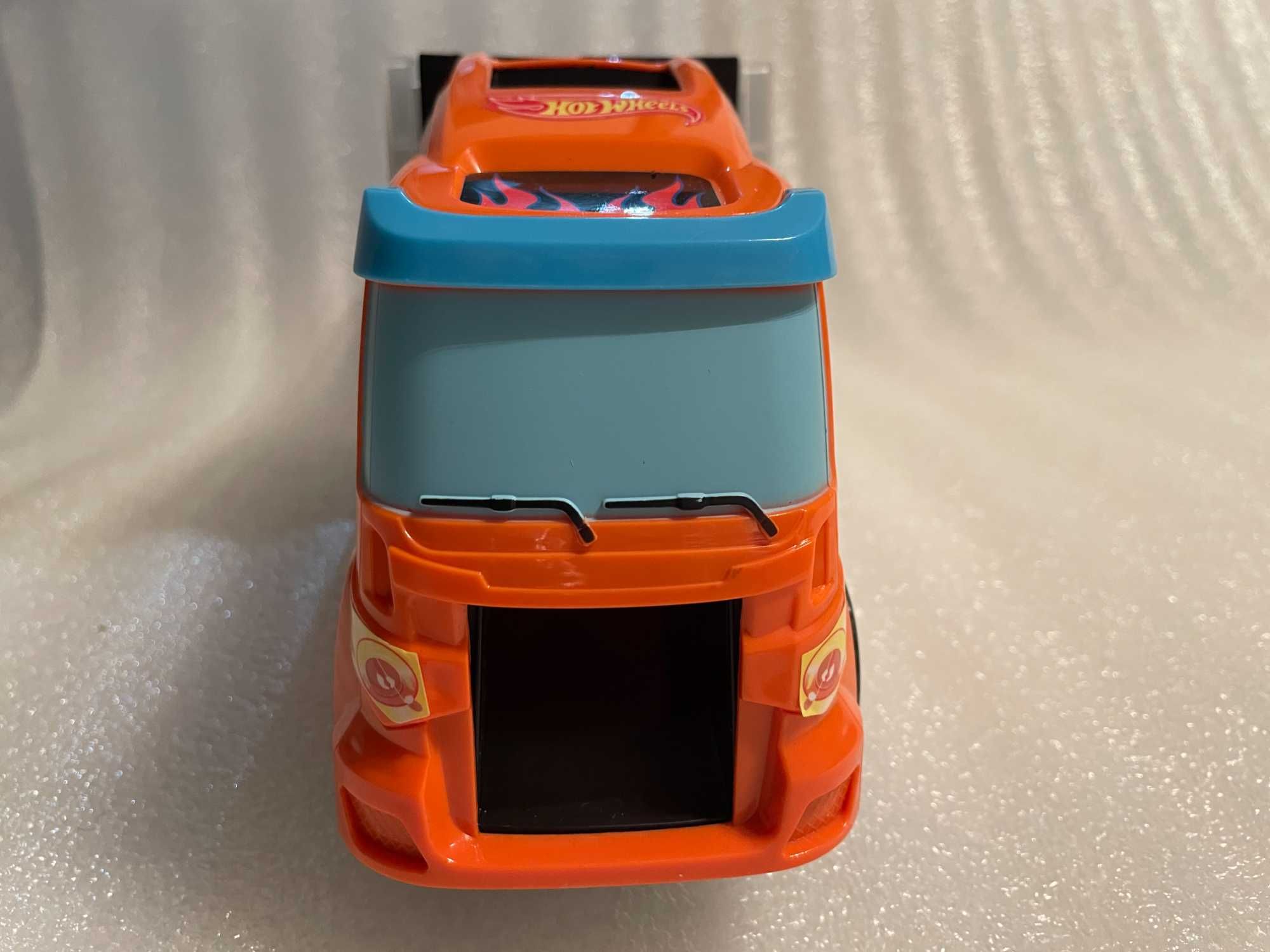 Hot Wheels pojemna Ciężarówka Transporter 40 cm USZKODZONY