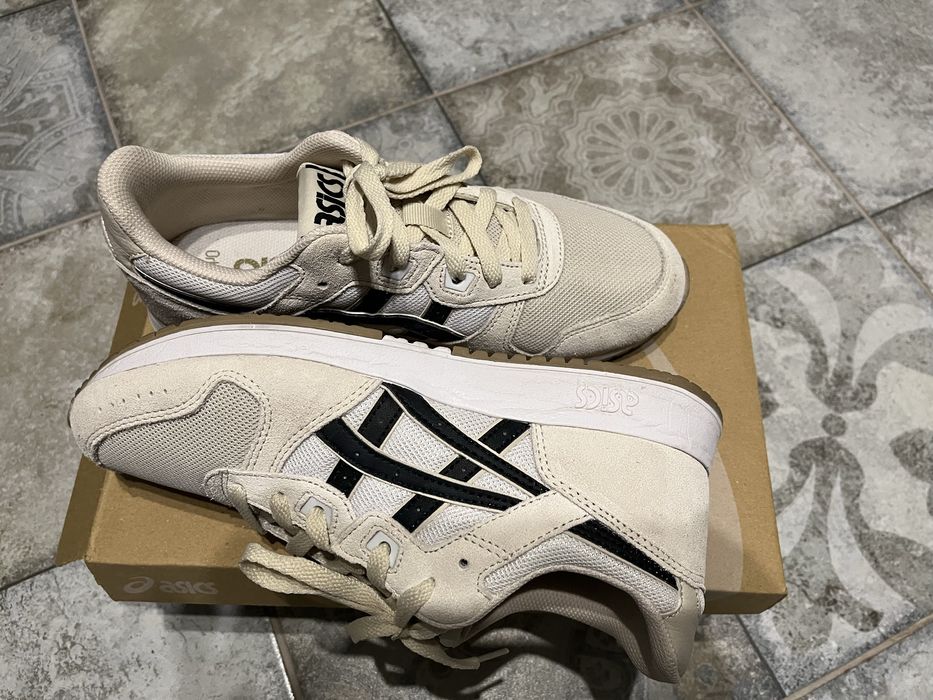 Кросівки Asics оригінал