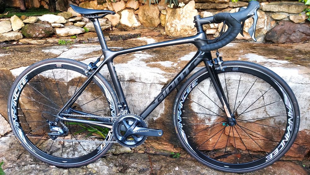 Rodas topo gama em alumínio  Anrancee rolamentos cerâmicos