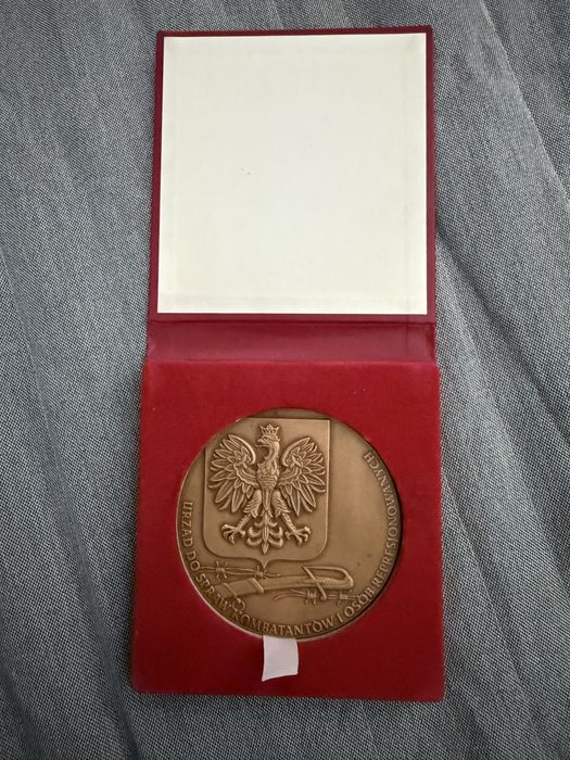 Medal pamiątkowy – Urząd do Spraw Kombatantów i Osób Represjonowanych