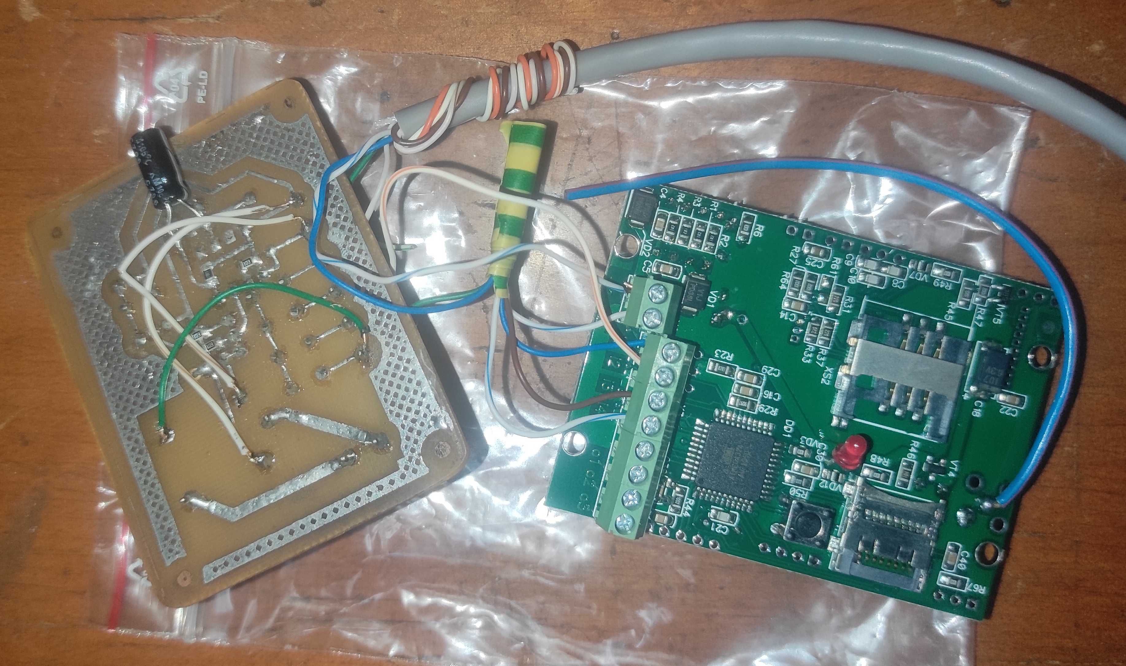 Модуль SIM900 GSM GPRS (s2-1040s-z091y)