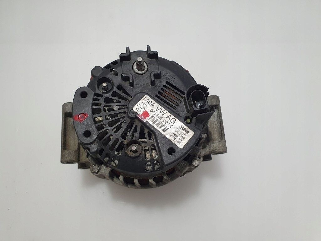 PASSAT SUPERB A3 TIGUAN 06J903023C ALTERNATOR VALEO 140A 14V