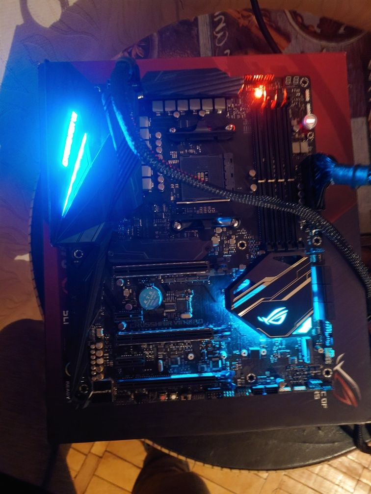 Материнська плата ASUS ROG Crosshair VII c7h am4 x470