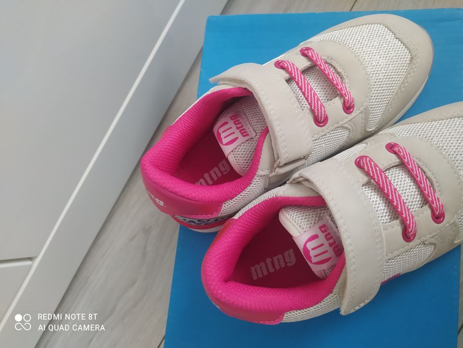 Buty adidasy dziewczynka