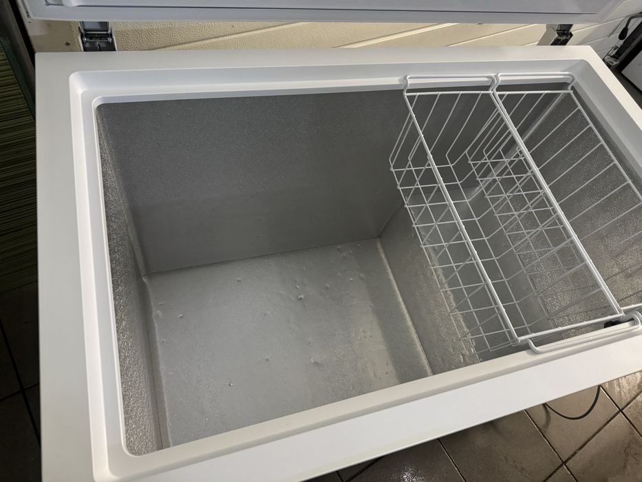 Морозильна камера Grunhelm 316л