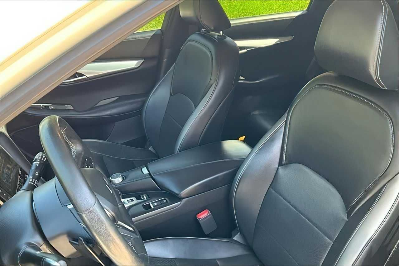 Infiniti Qx50      2020