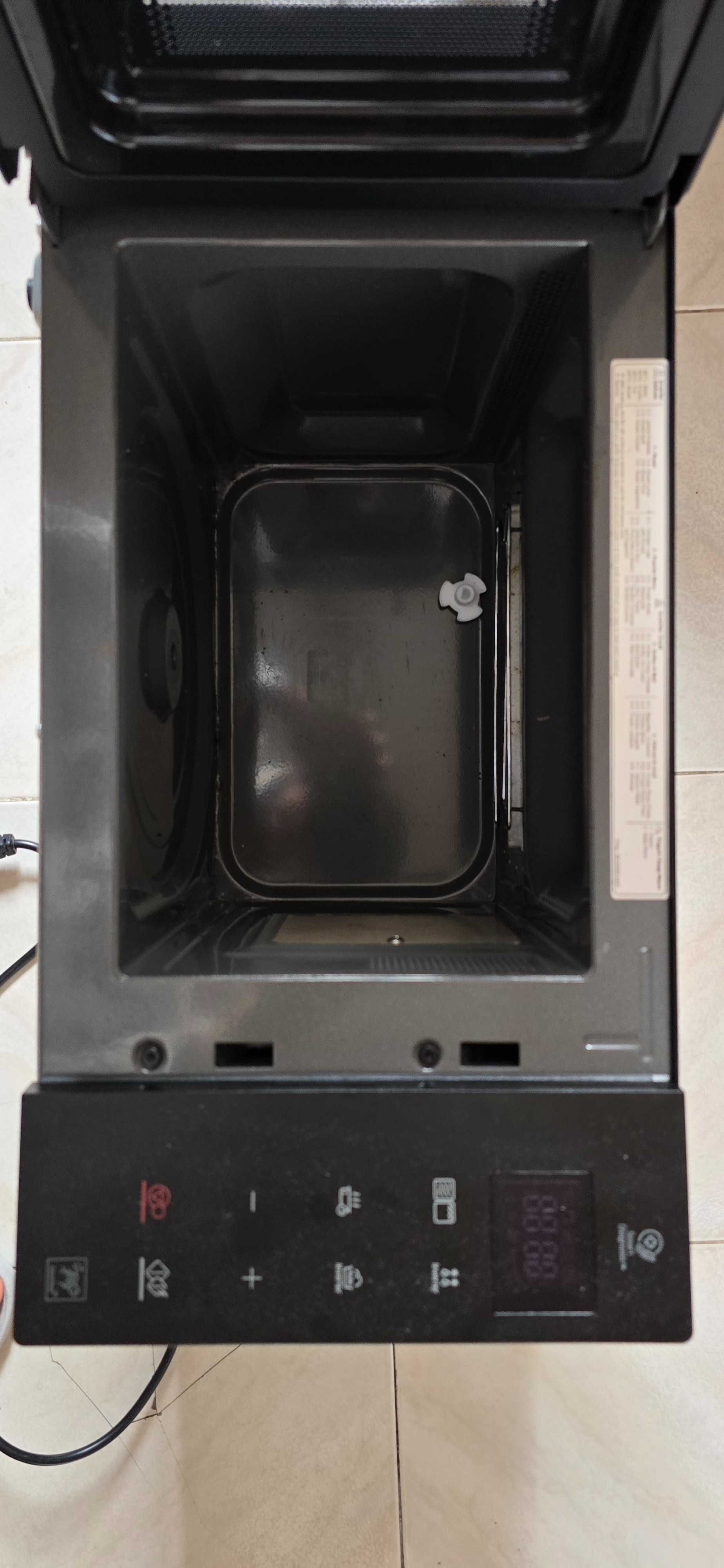 forno microondas LG avariado