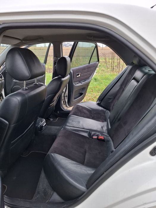 Lexus IS200 Biała perła