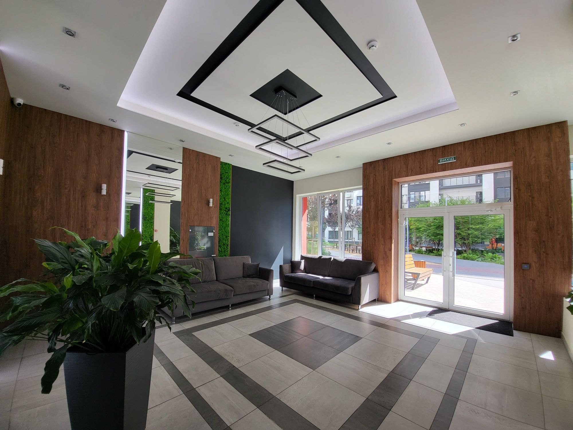 3 комнатная 90м² двусторонняя Терраса