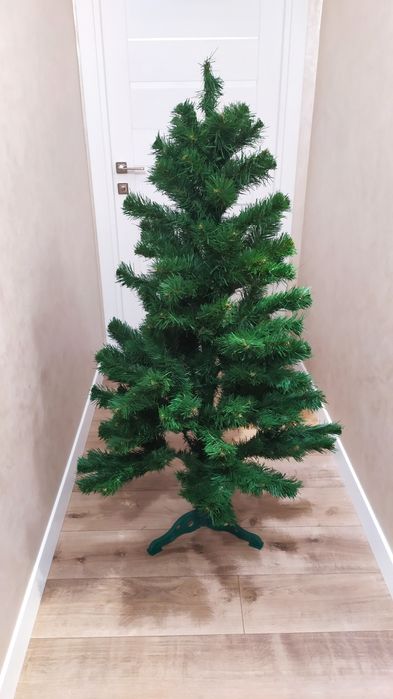 Новогодняя ёлка искусственная