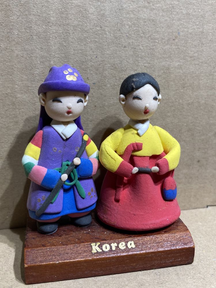 Figurka para hanbok Korea Płd