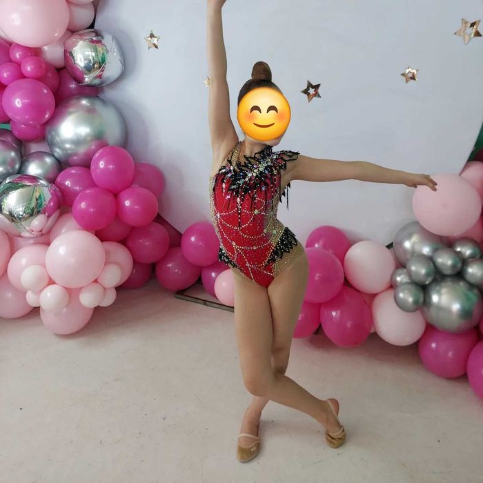 Купальник для художньої гімнастики