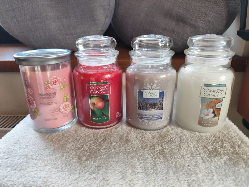 Yankee Candle największe ponad 30 zapachów 623g/567g